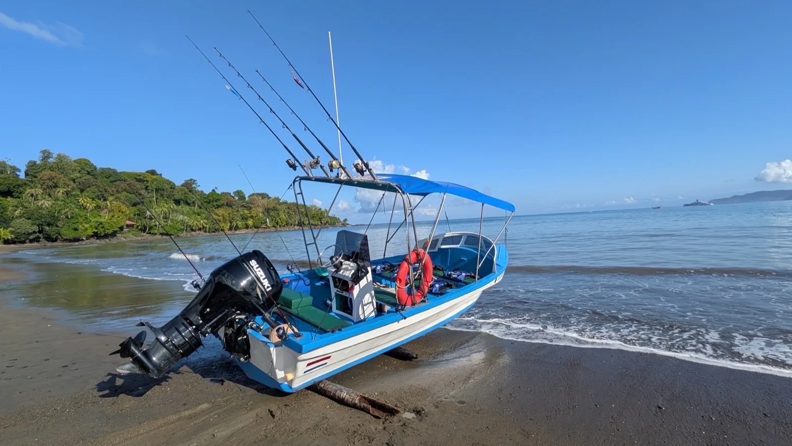 Pesca Deportiva de Medio Día desde Bahía Drake